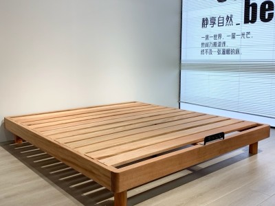 全胡桃木榻榻米 材质：胡桃木 颜色：原木色 备注：全胡桃木榻榻米，无贴皮，无辅材 擦拭木蜡油，自然纹理，安全环保，颜值高！