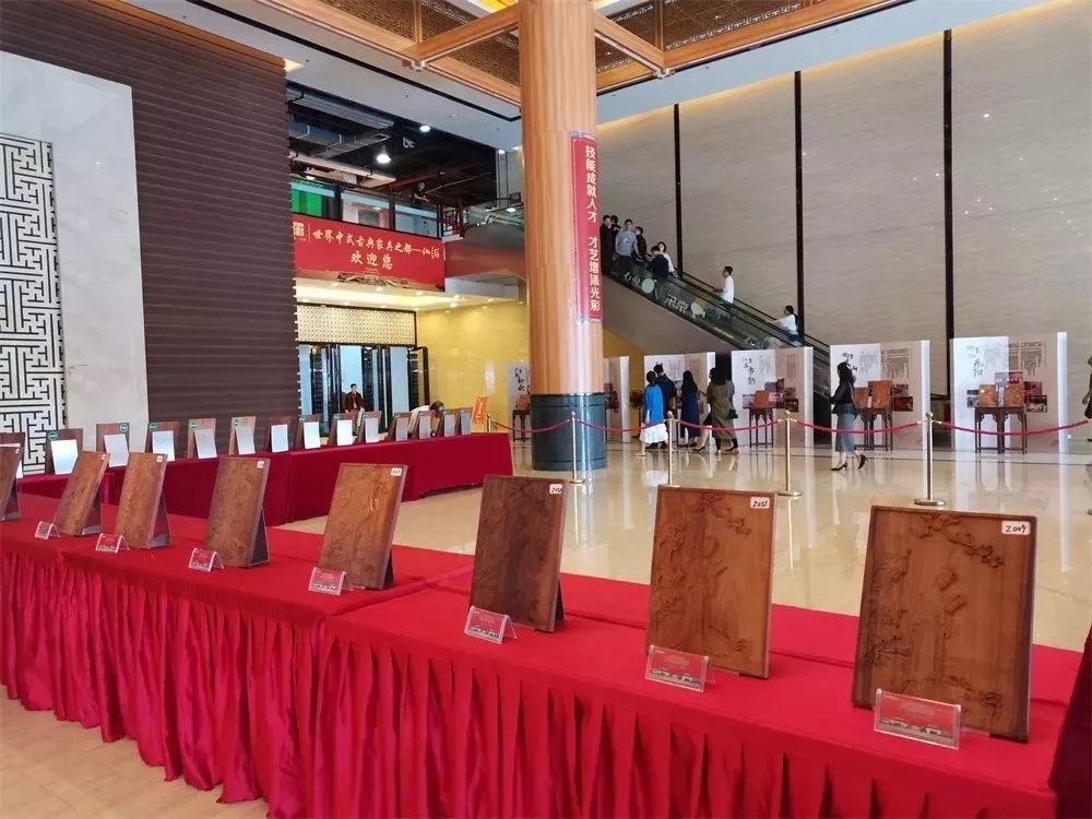 2019年中国技能大赛——“三福杯”第二届全国家具雕刻职业技能竞赛总决赛圆满落幕(图17)